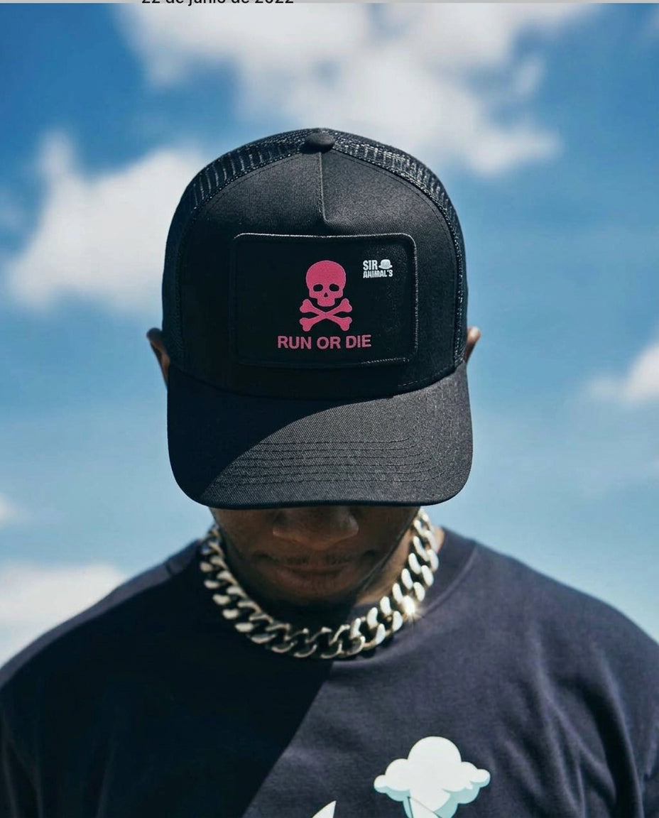 Gorra Run or Die